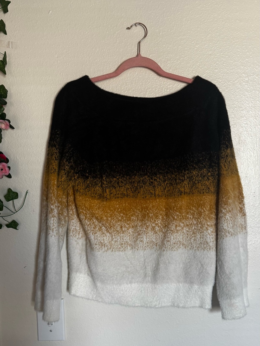 Women's Ombre Knit Sweater in Black, Mustard & White